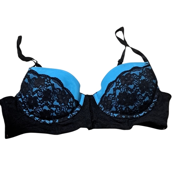 Offers✅️ Well Loved Front Closure 36B Bra! So Cute! Underwire✅️❤️❤️❤️❤️ - Picture 1 of 7